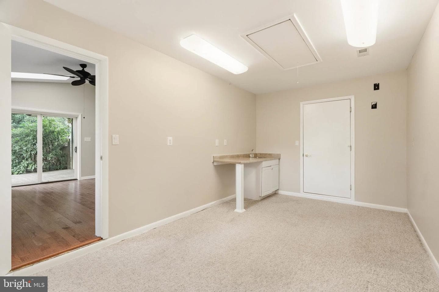 6717 Sewells Orchard Drive photo 15