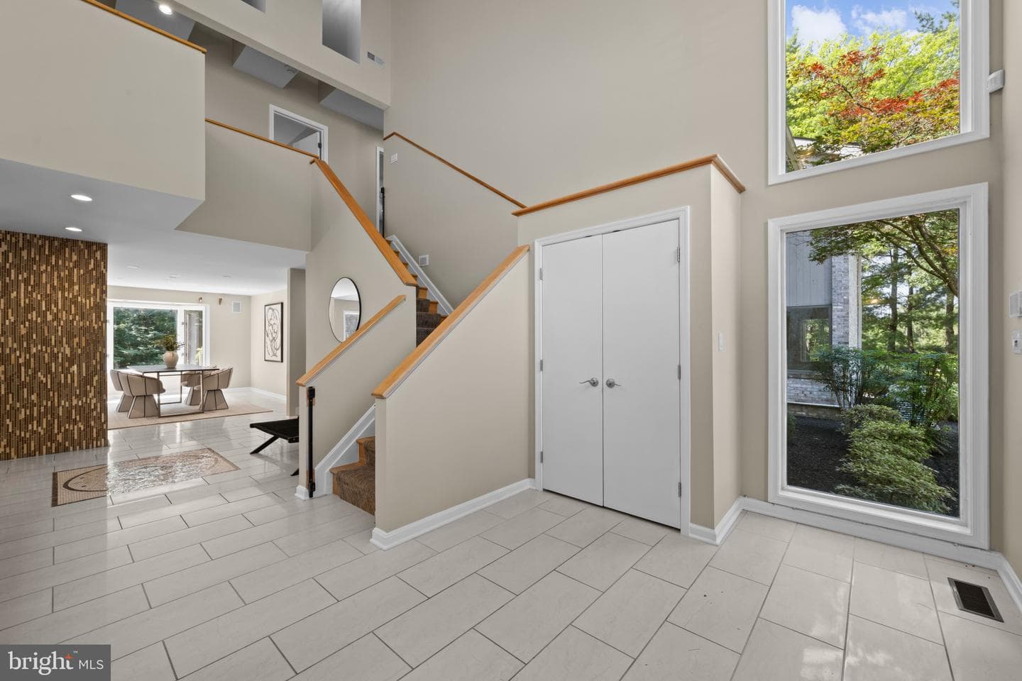 6614 Corina Court photo 4
