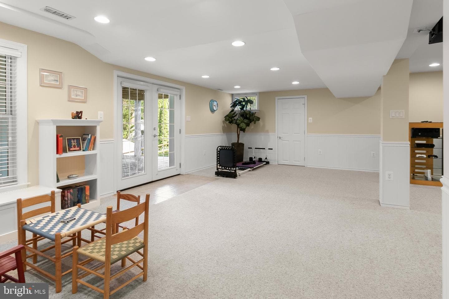 9704 Oriole Court photo 48