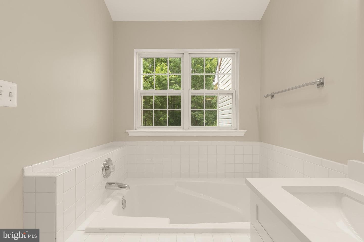 5748 Goldfinch Court photo 46