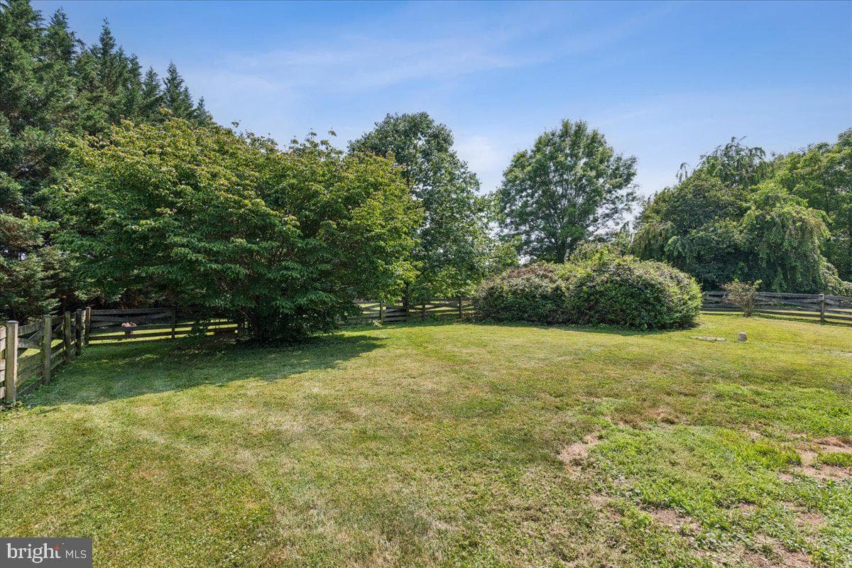 17260 Old Frederick Road photo 75