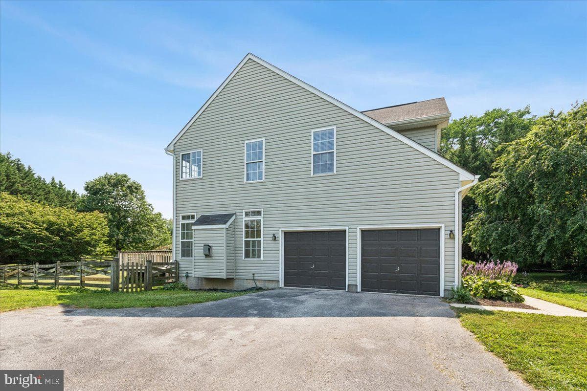 17260 Old Frederick Road photo 88