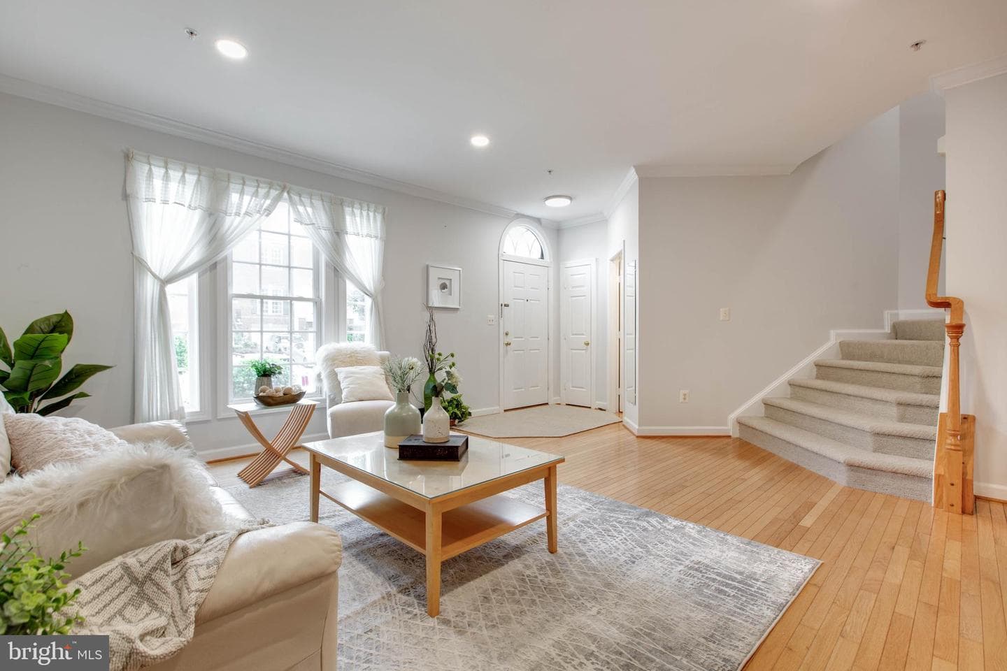 10806 Wadsworth Road photo 9