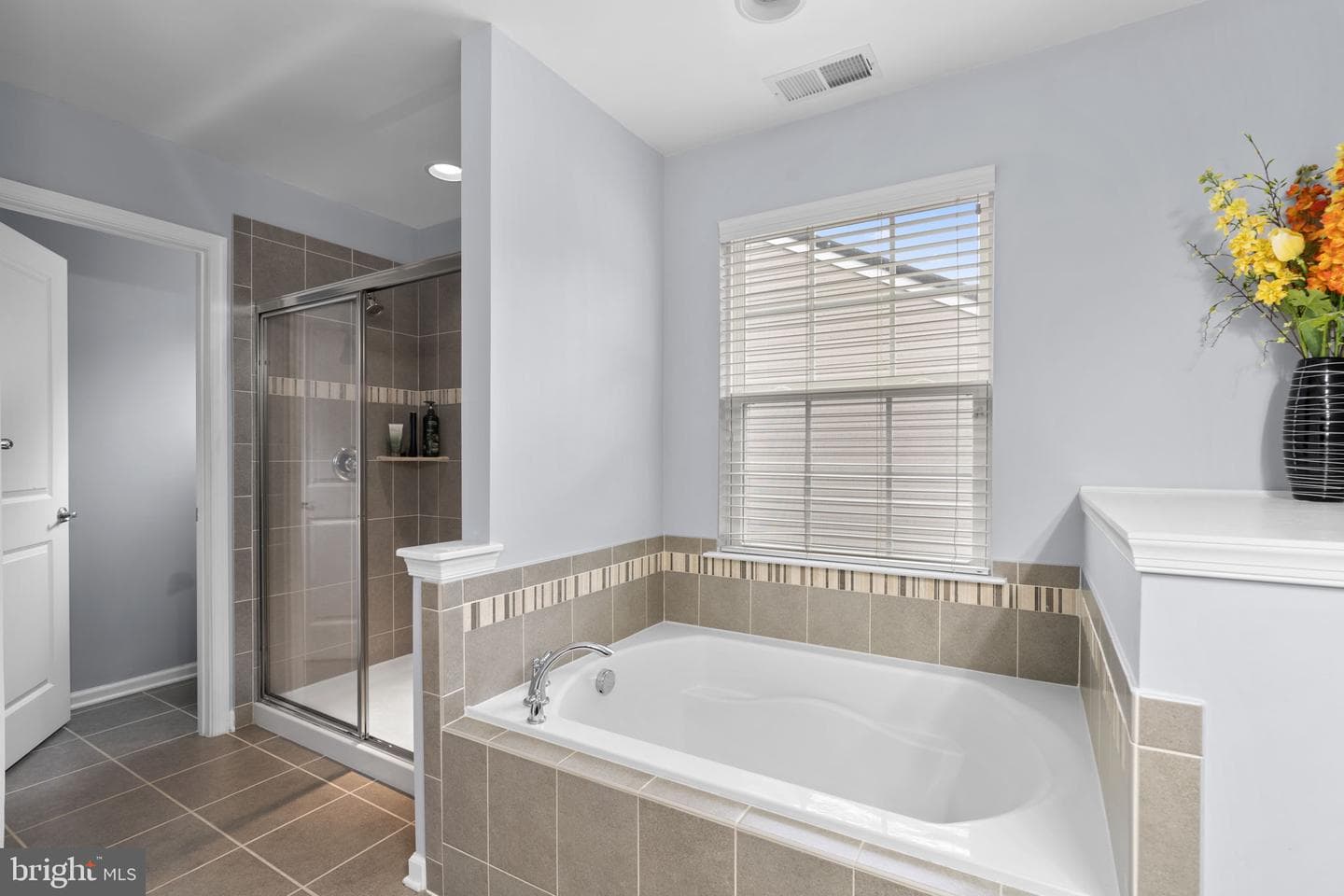 4986 Windpower Way photo 25