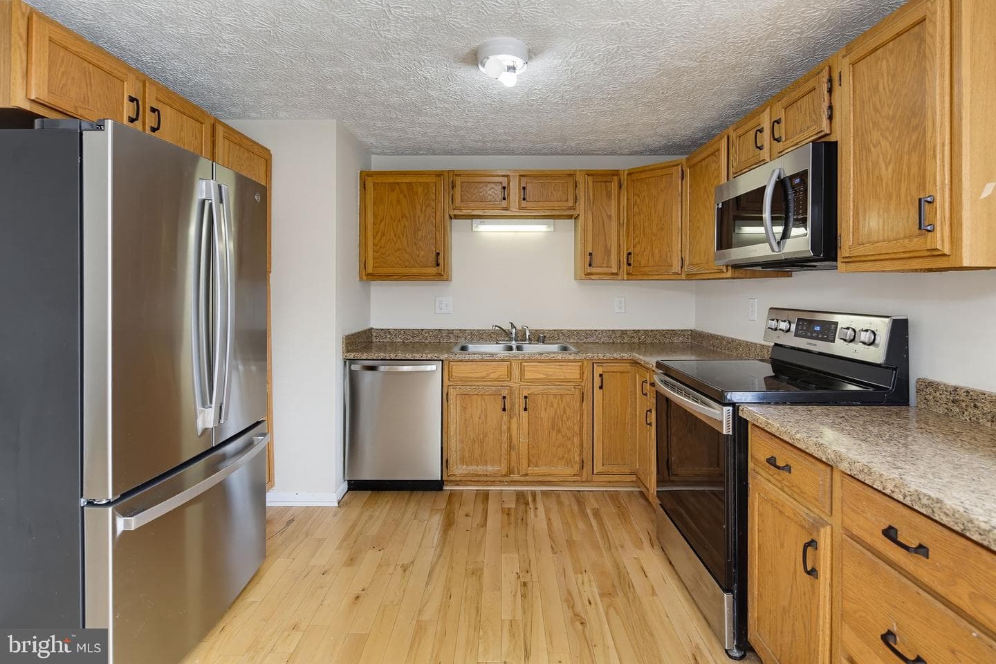 5571 Hunting Horn Drive photo 7