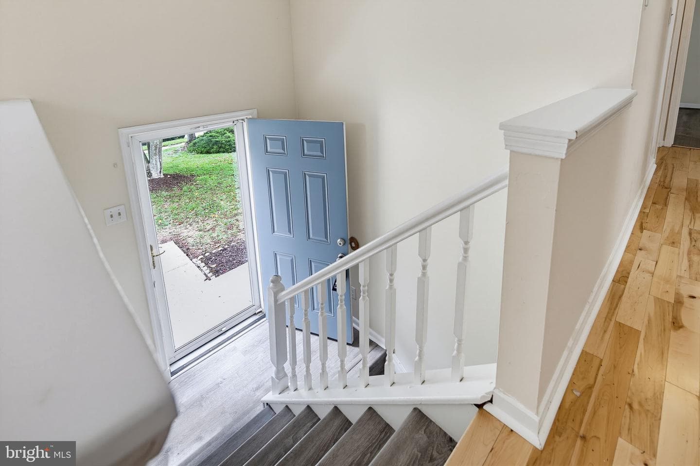 5571 Hunting Horn Drive photo 9