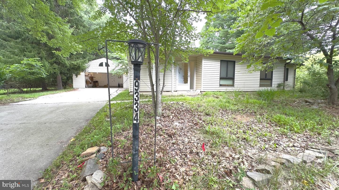 9334 Farewell Road, Columbia