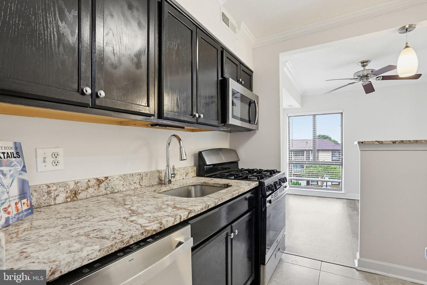 6081 Majors Lane #12 photo 12