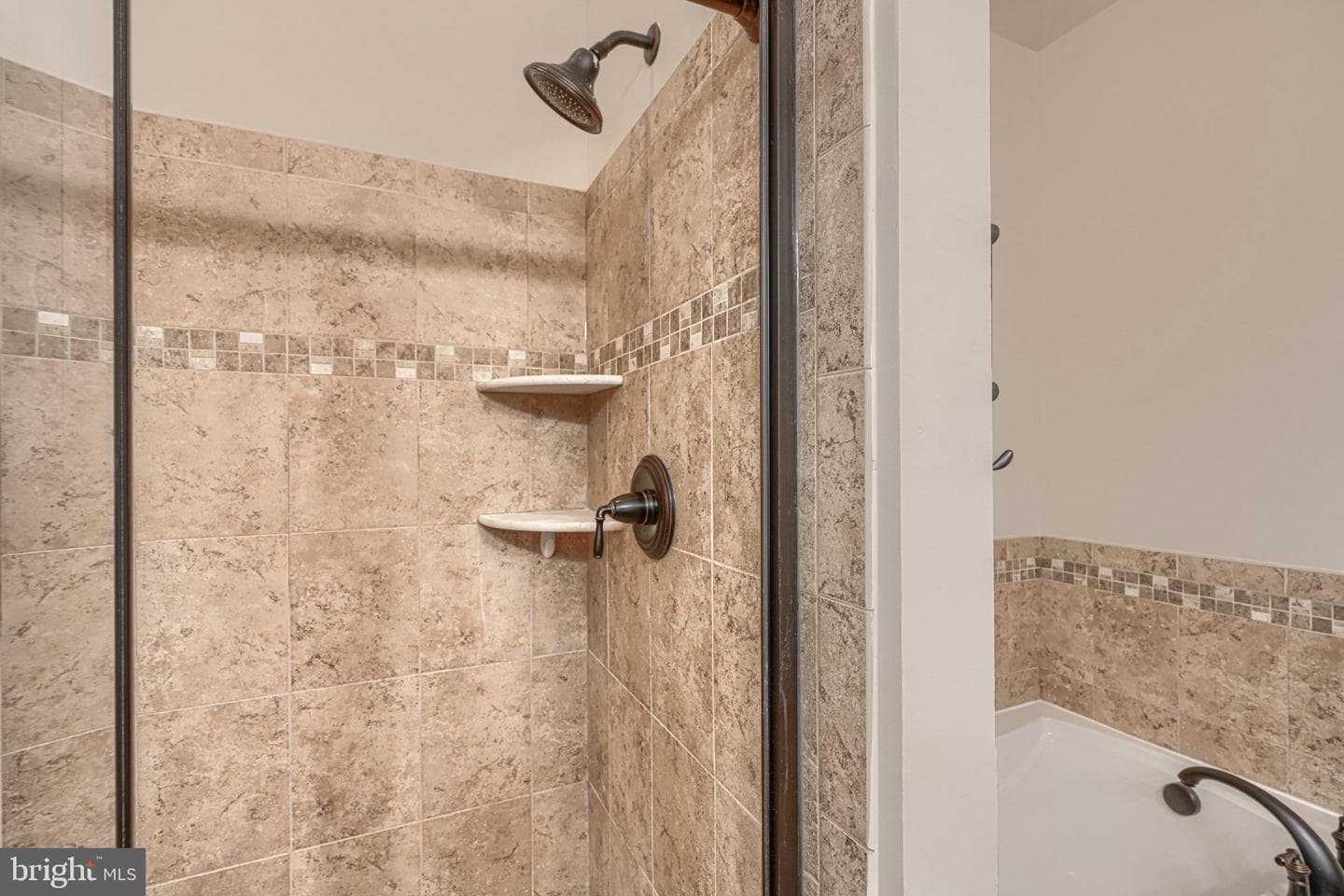 5715 Rosanna Place photo 35