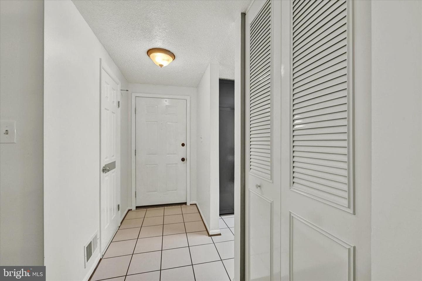10843 Olde Woods Way photo 4