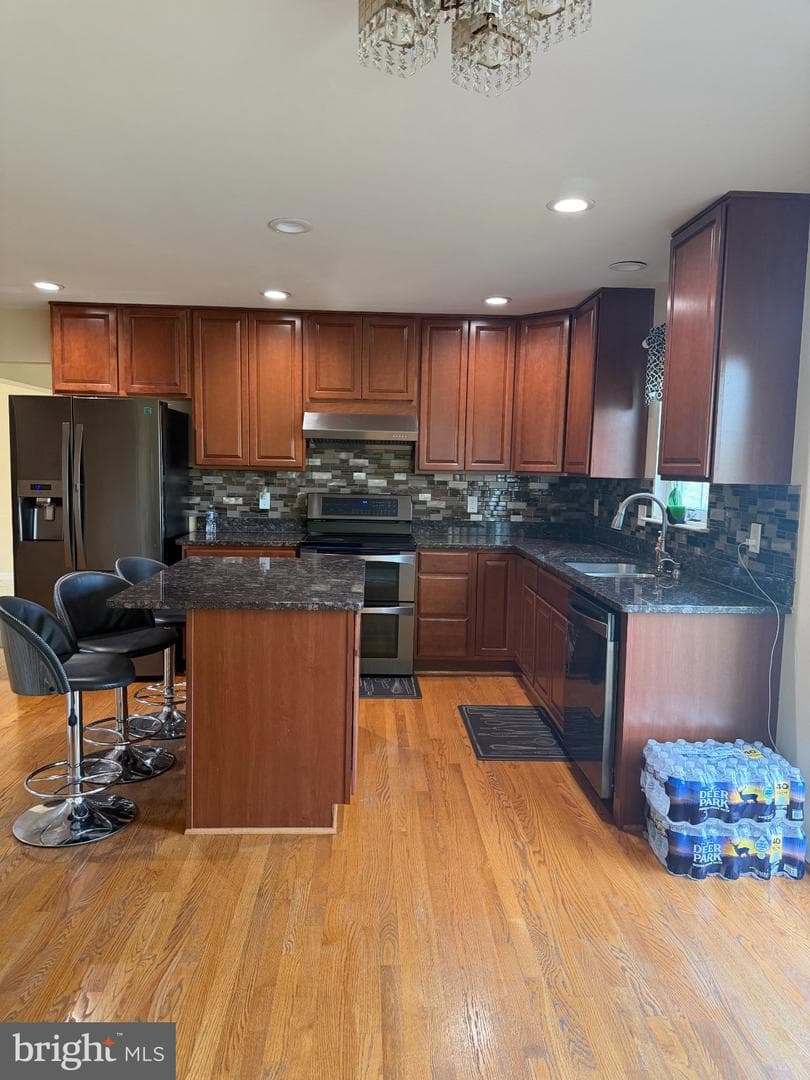 6122 Noah Way photo 8