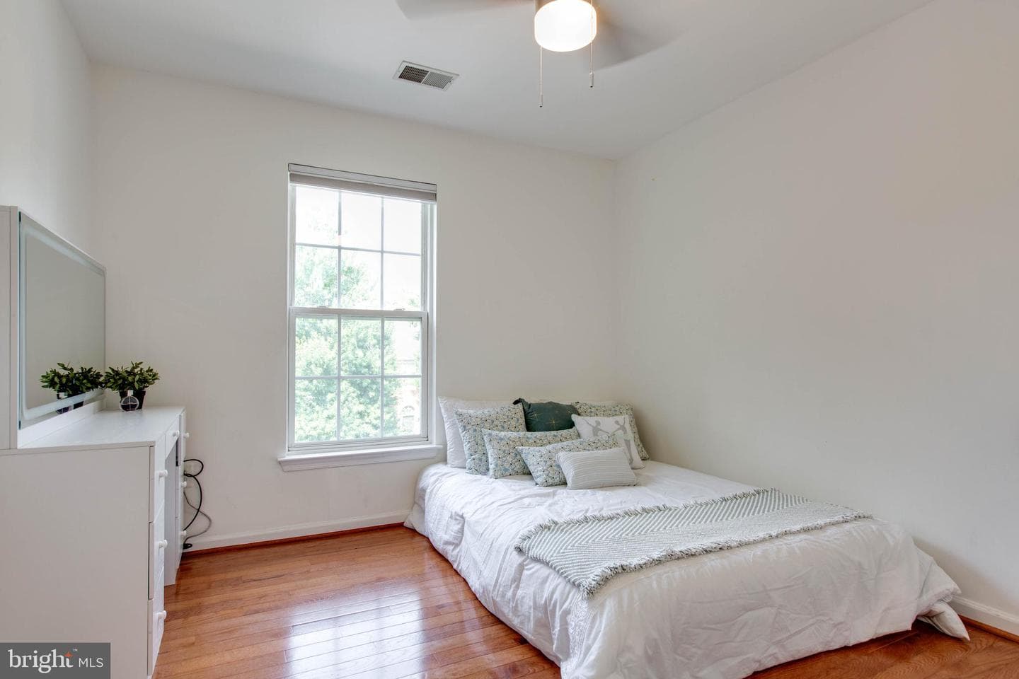 10700 Croydon Court photo 29
