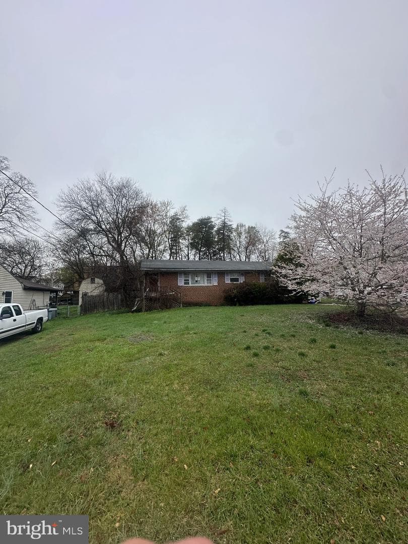 9126 Grant Avenue, Laurel