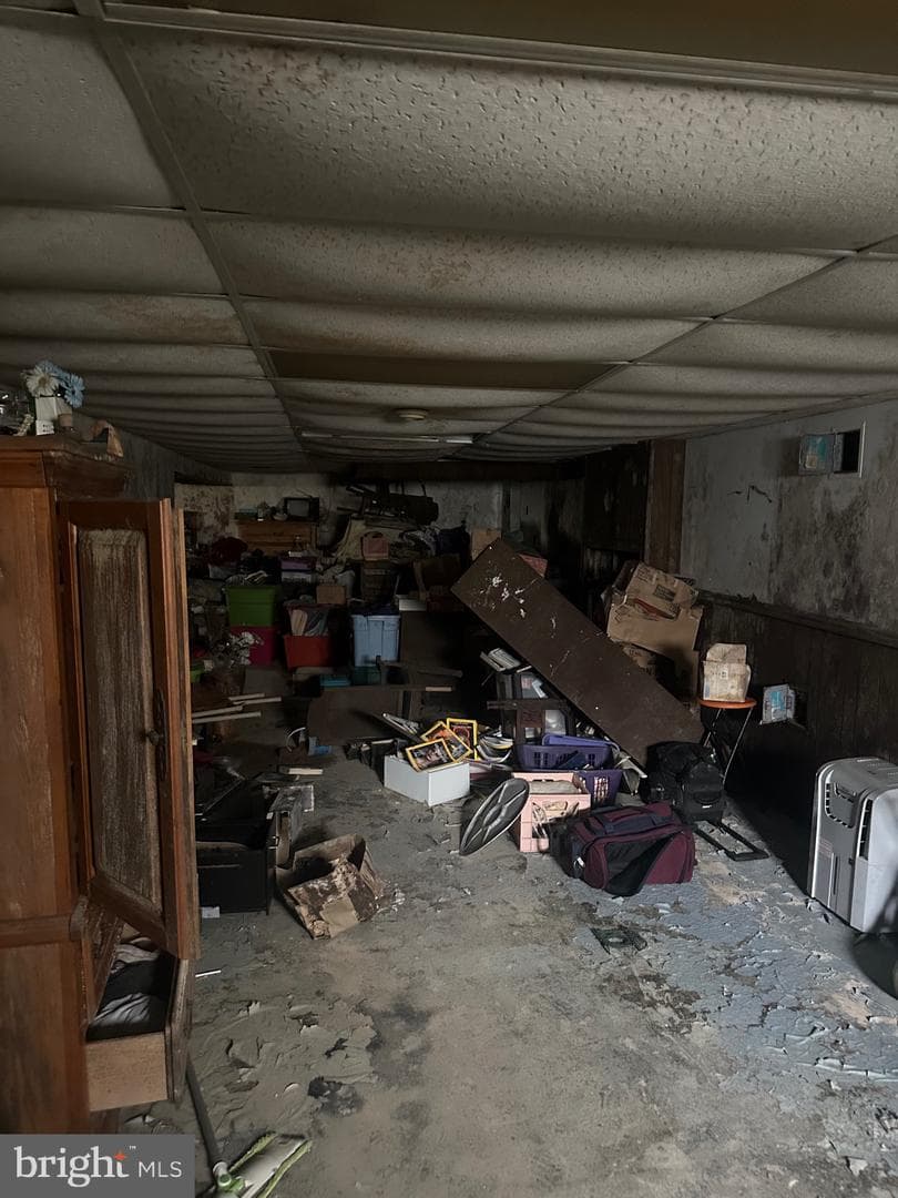 9126 Grant Avenue photo 32