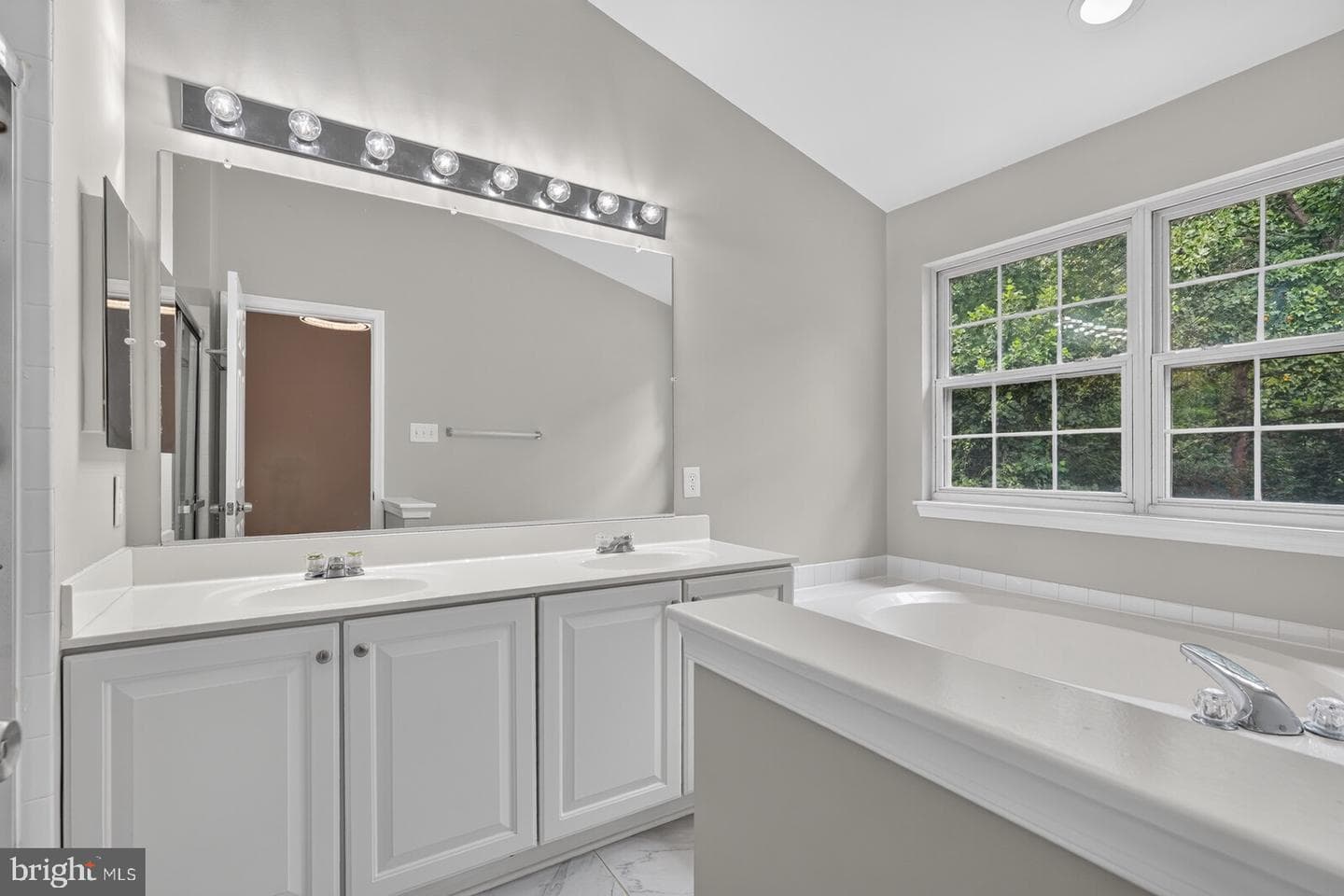 6049 Blue Point Court photo 14