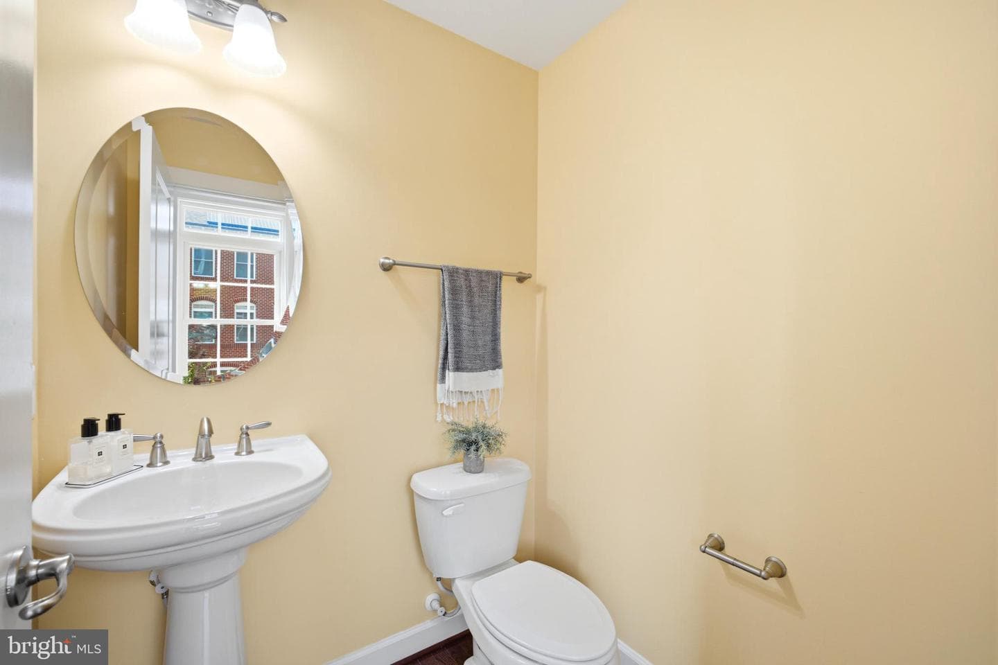7578 Morris Street photo 17