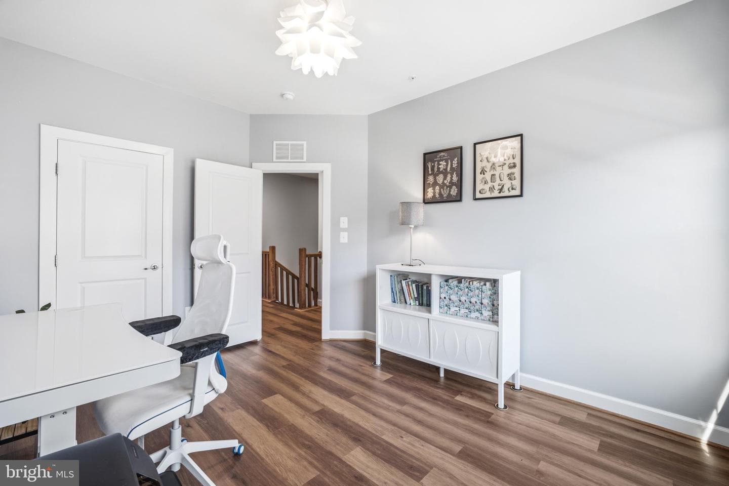 7578 Morris Street photo 24