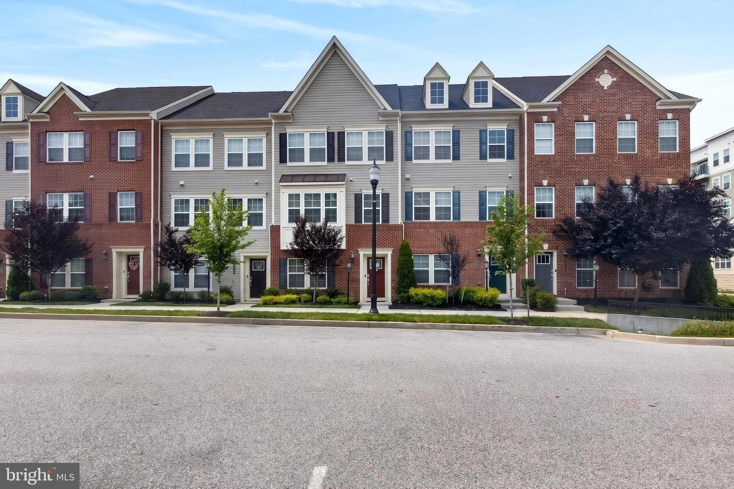7564 Warburg Way, Hanover