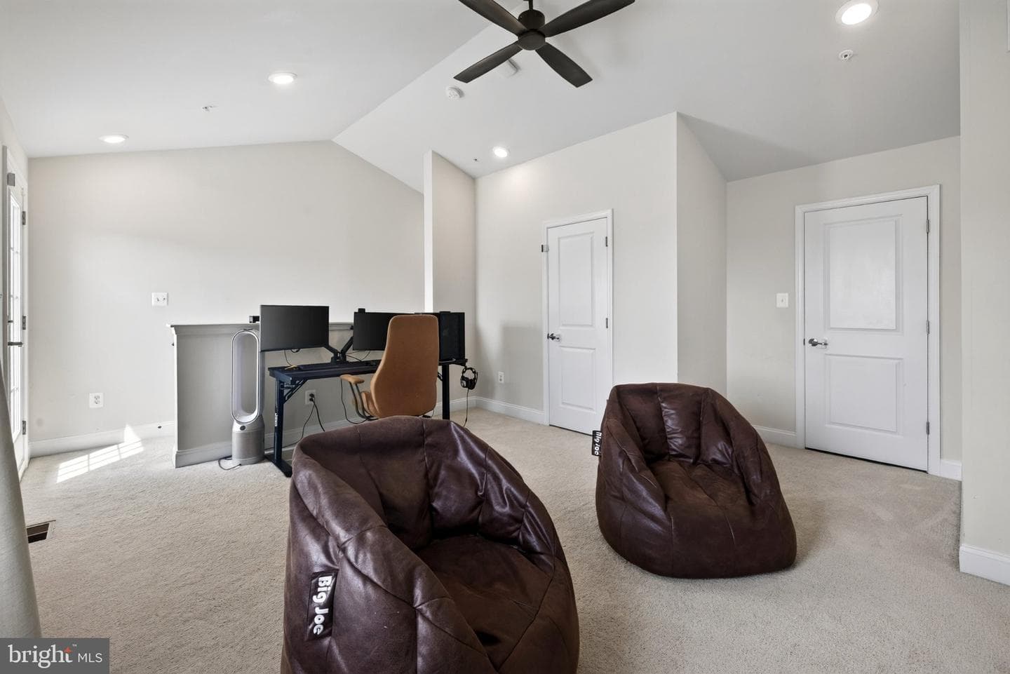 7564 Warburg Way photo 45