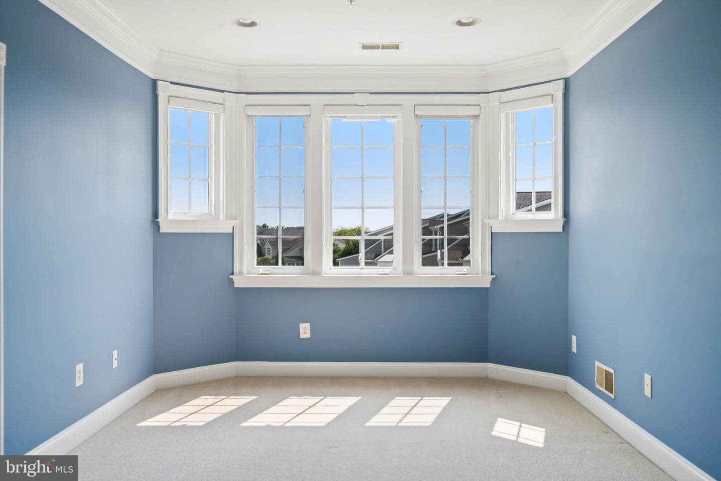 8741 Lake Edge Drive photo 47