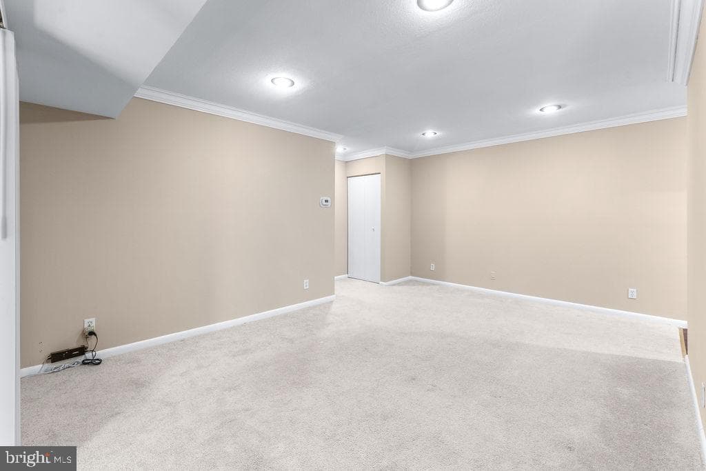 6099 Majors Lane #9 photo 10