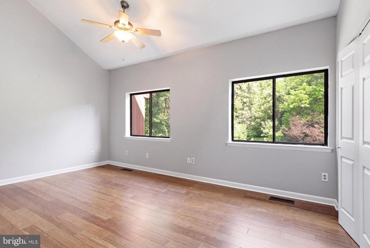 5538 Vantage Point Road photo 20