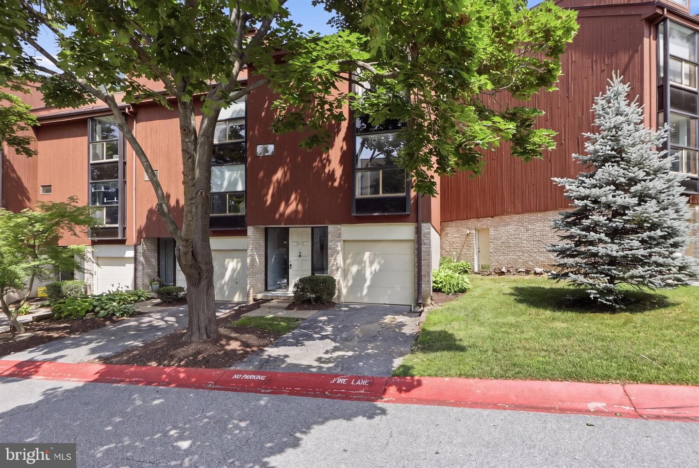 5538 Vantage Point Road photo 4