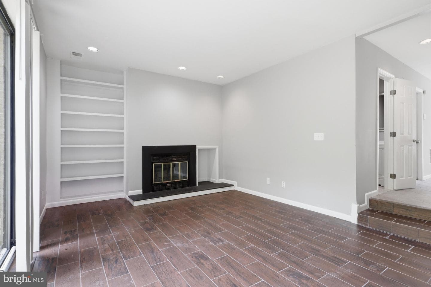 5538 Vantage Point Road photo 9