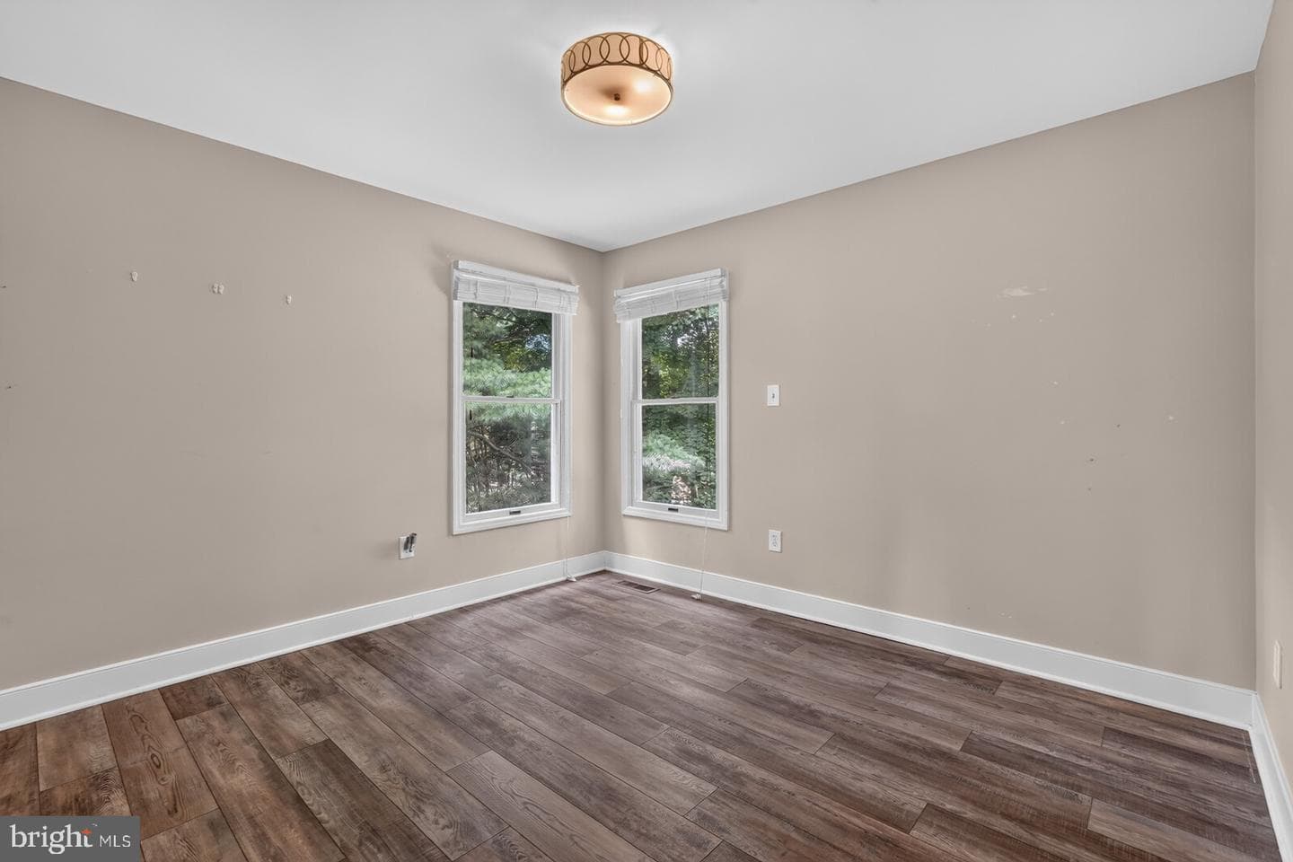 10900 Harmel Drive photo 35