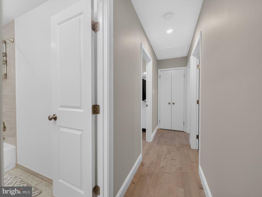 10124 Stansfield Road photo 20