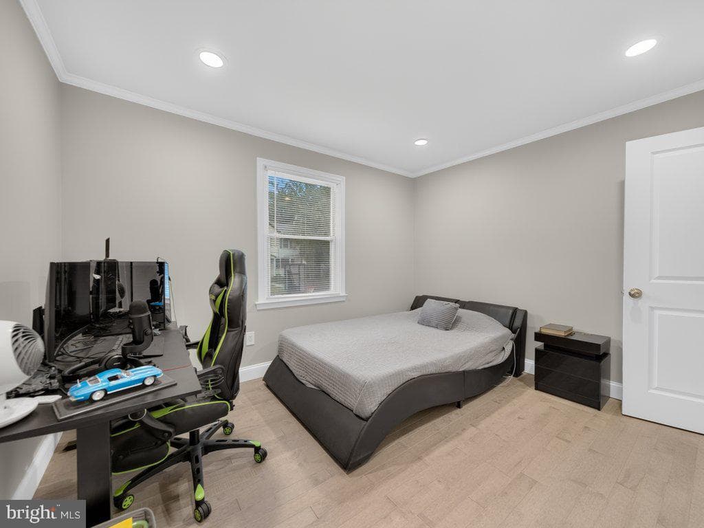 10124 Stansfield Road photo 28