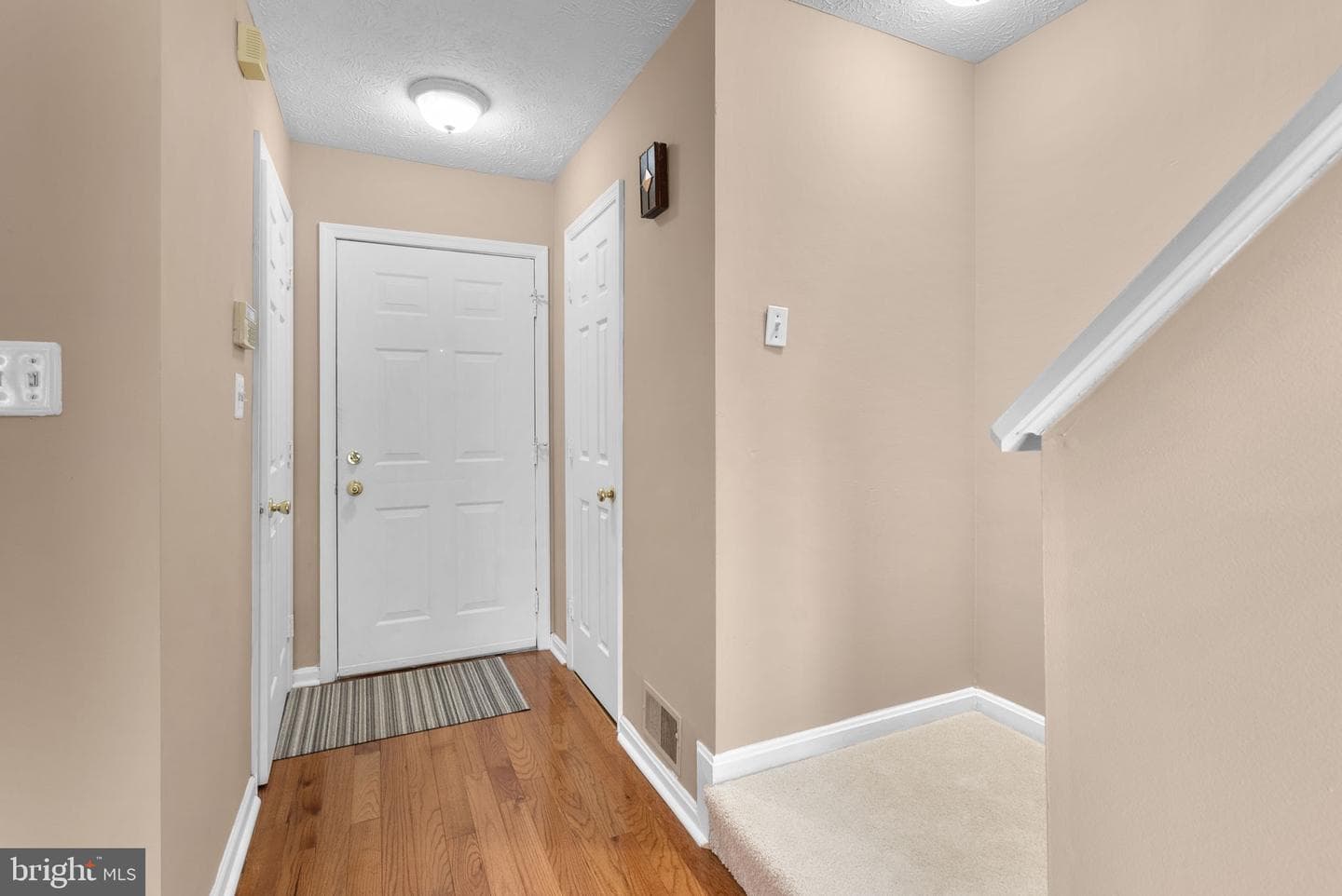 7151 Natures Road, Columbia