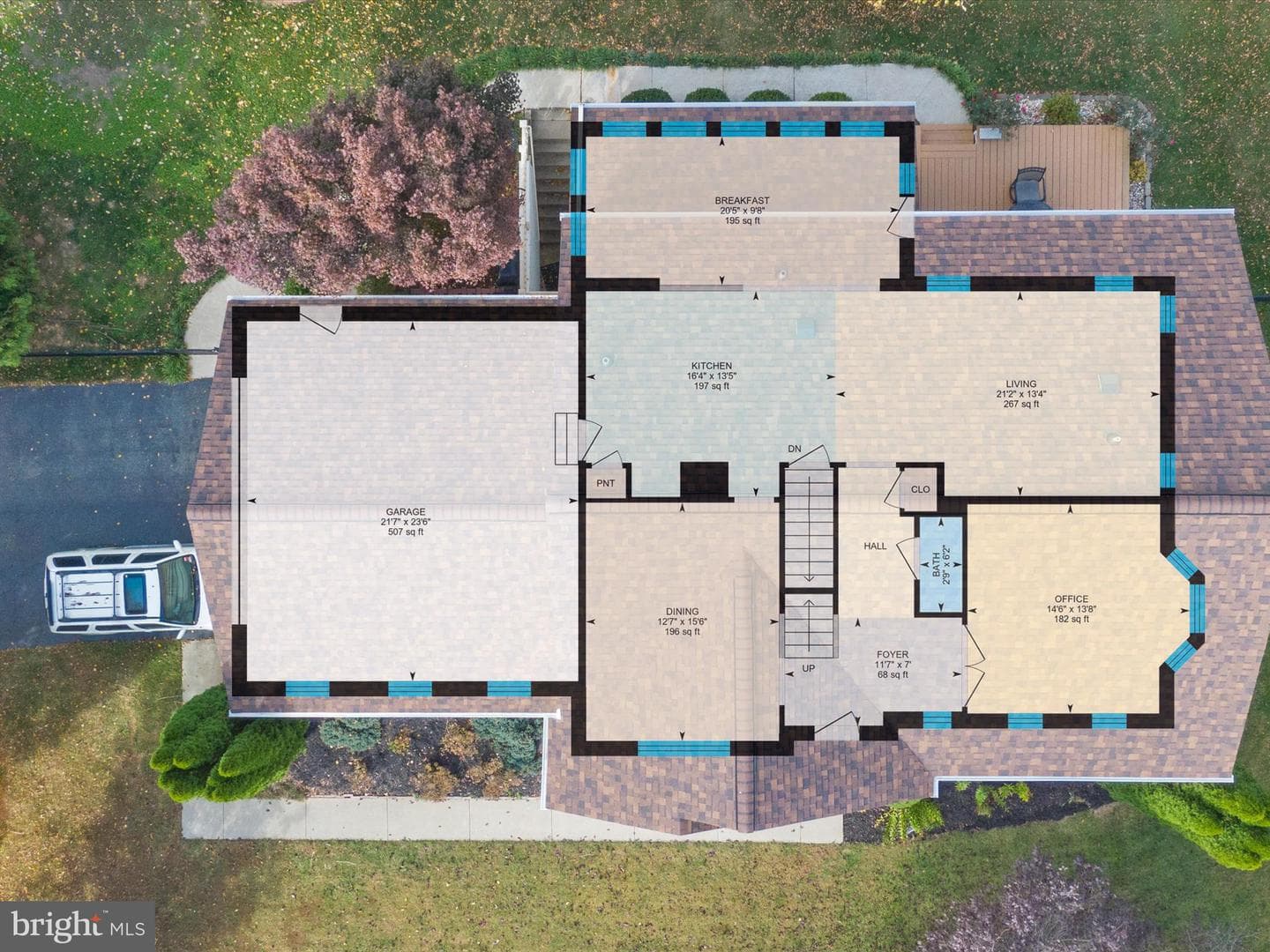 100 Adela Way photo 62