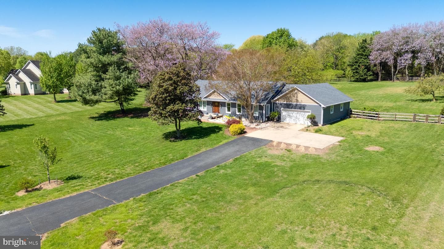 24204 Drayton Landing Drive photo 3
