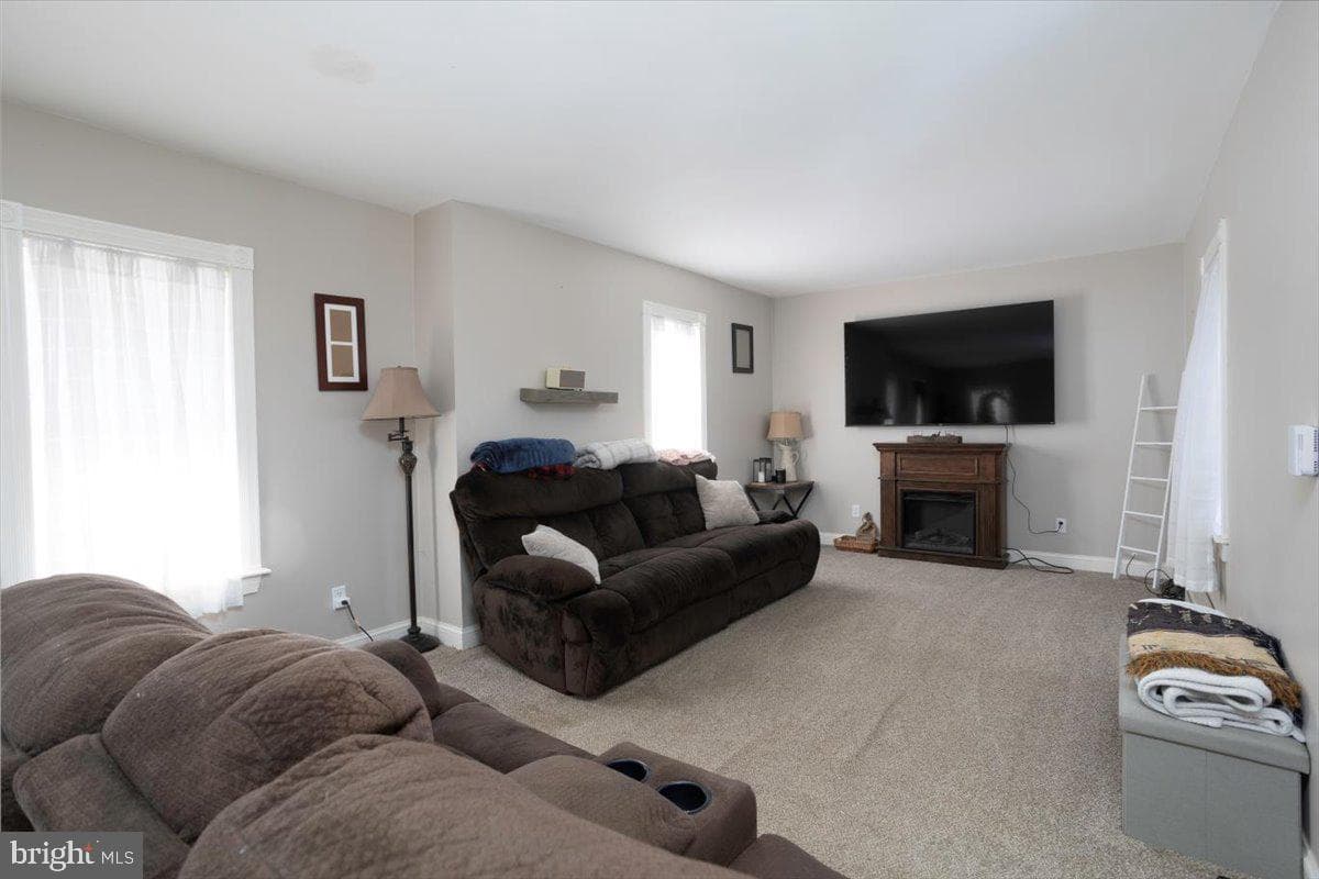 356 Cypress Street photo 2