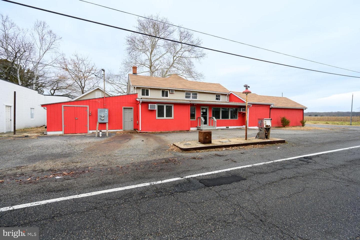 6746 Quaker Neck Road photo 3