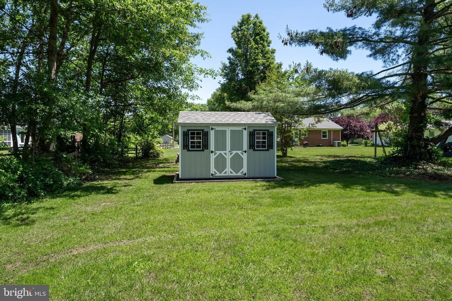 213 Byford Drive photo 5