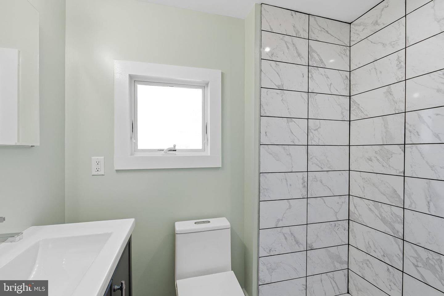 109 S College Avenue photo 12
