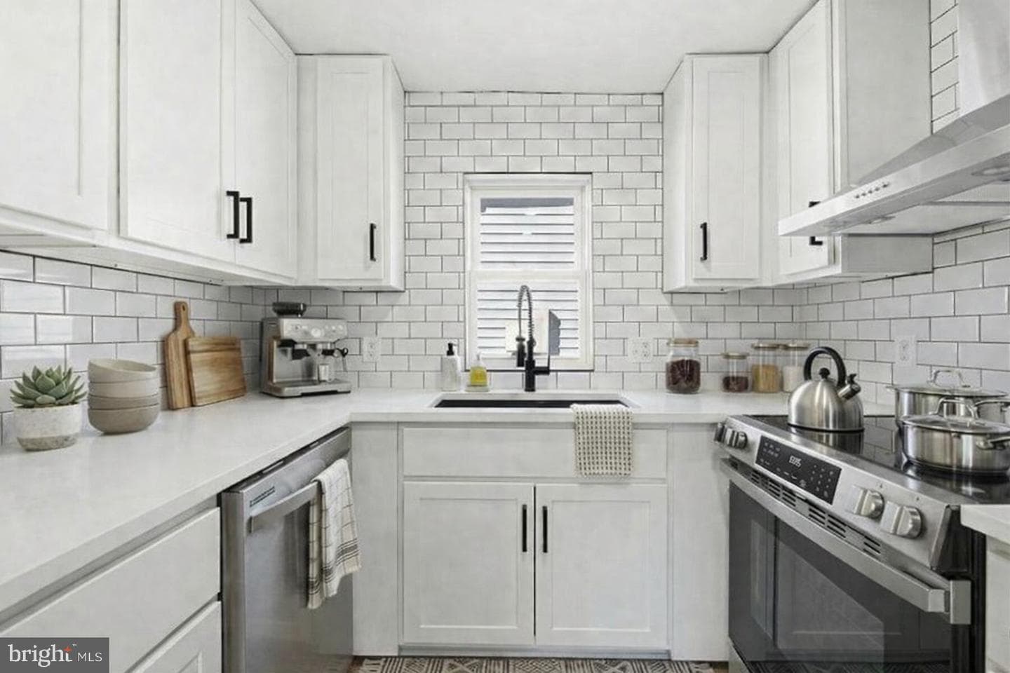 132 Prospect Street photo 2