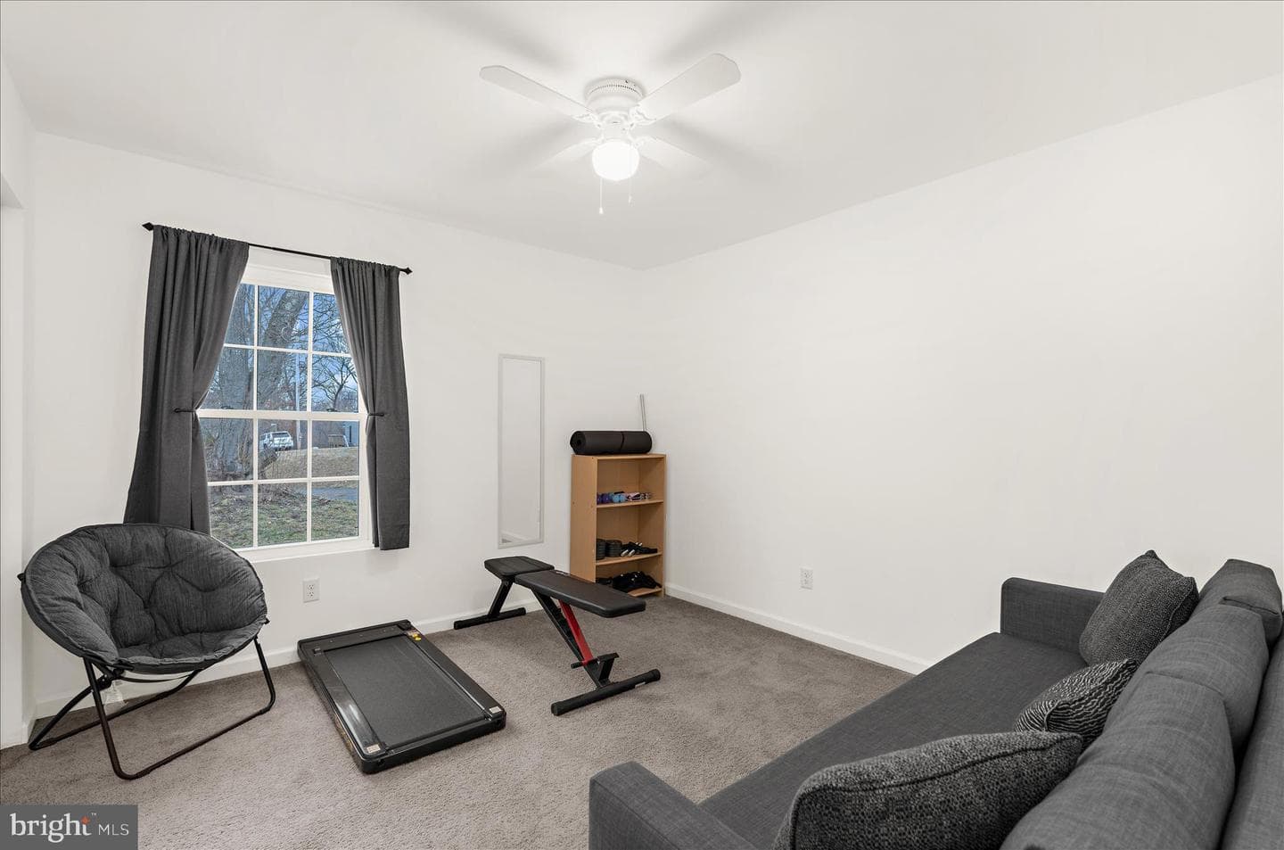 301 Lincoln Drive photo 18