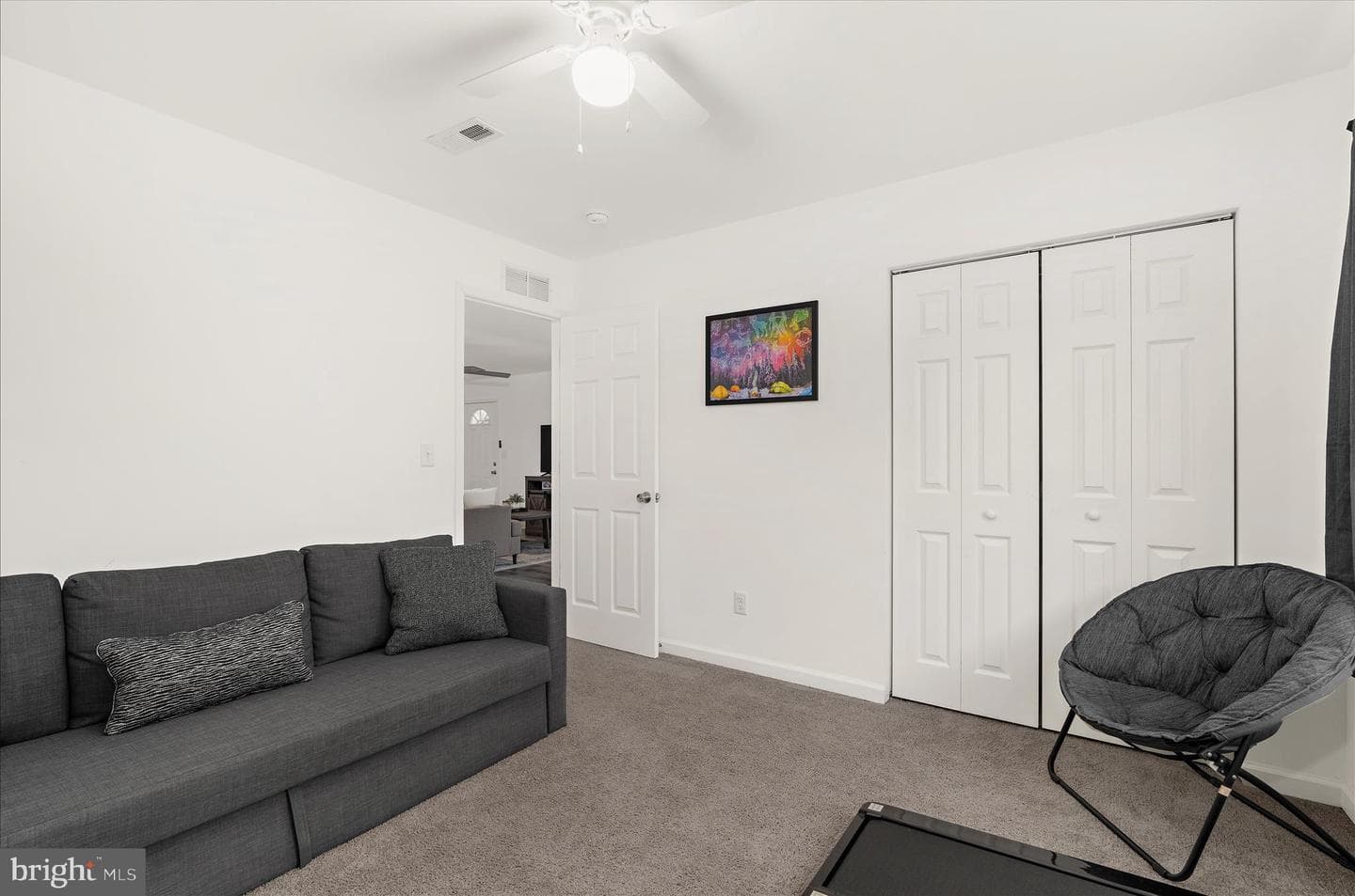301 Lincoln Drive photo 19