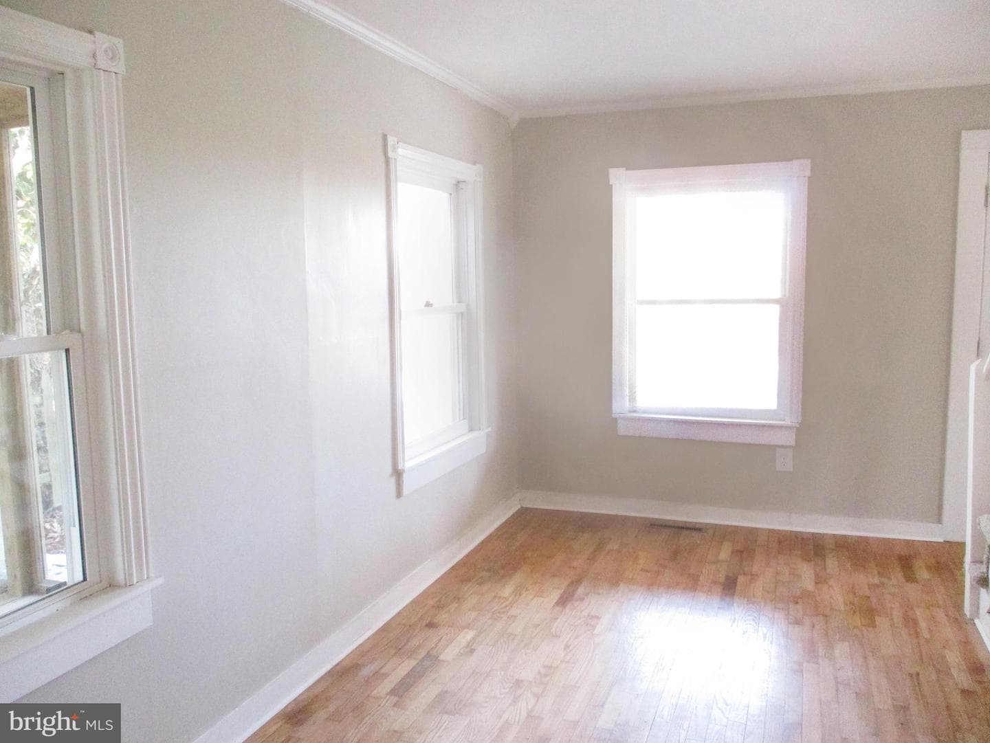 26663 Maple Avenue photo 5