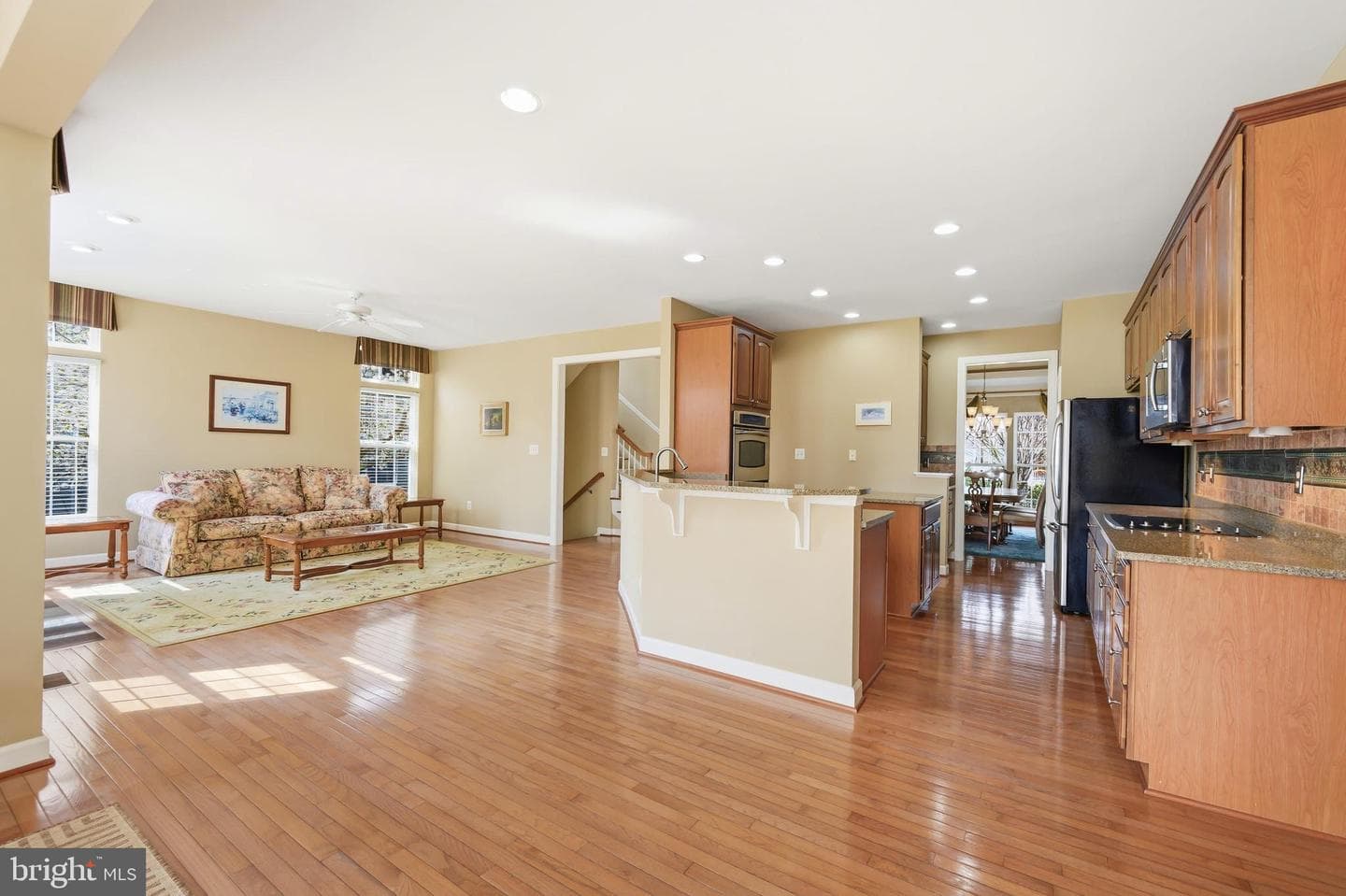 103 Sutton Way photo 23