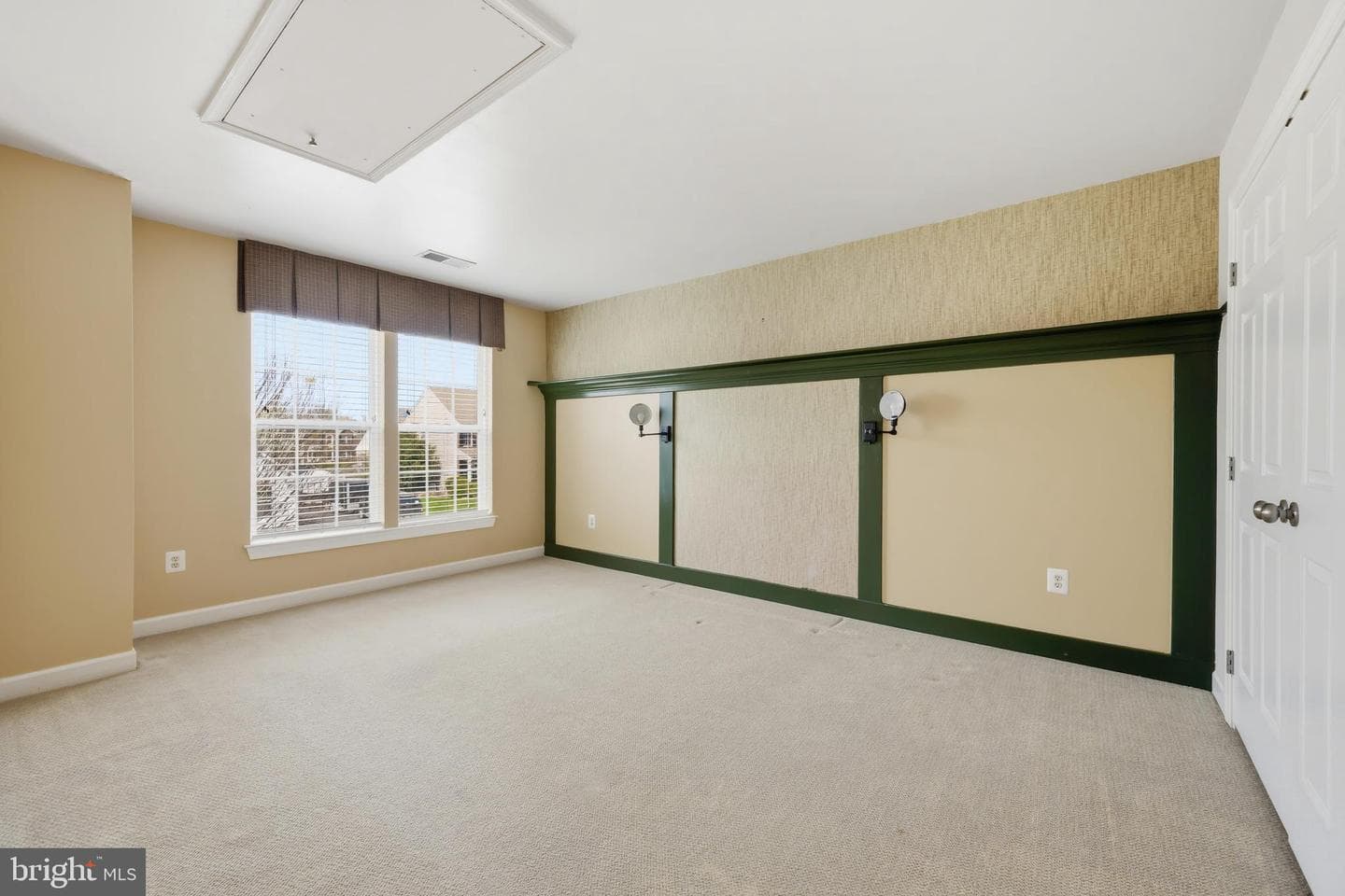 103 Sutton Way photo 40