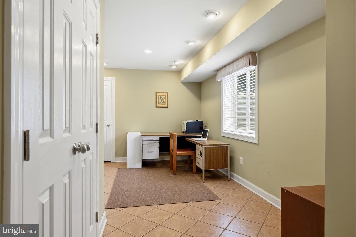 103 Sutton Way photo 50