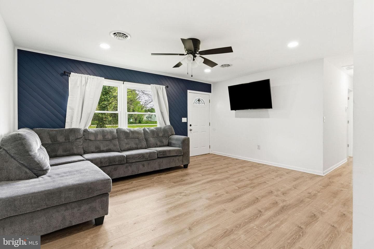 11167 Oak Lane photo 7