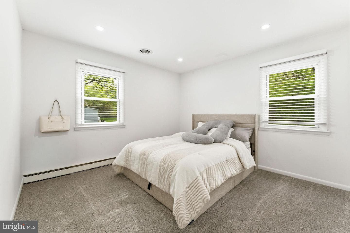 11167 Oak Lane photo 9