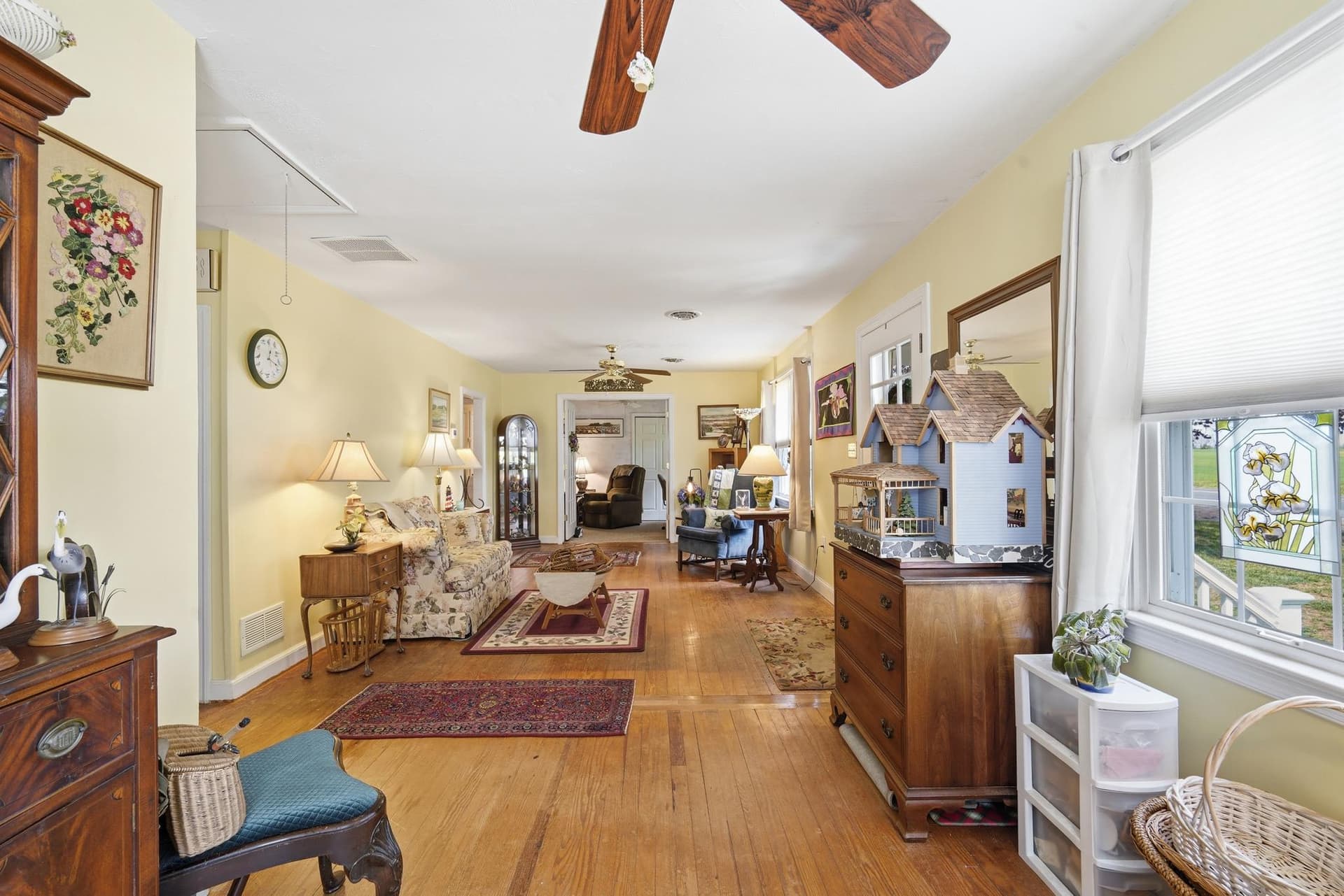 14136 Kentmore Park Road photo 17