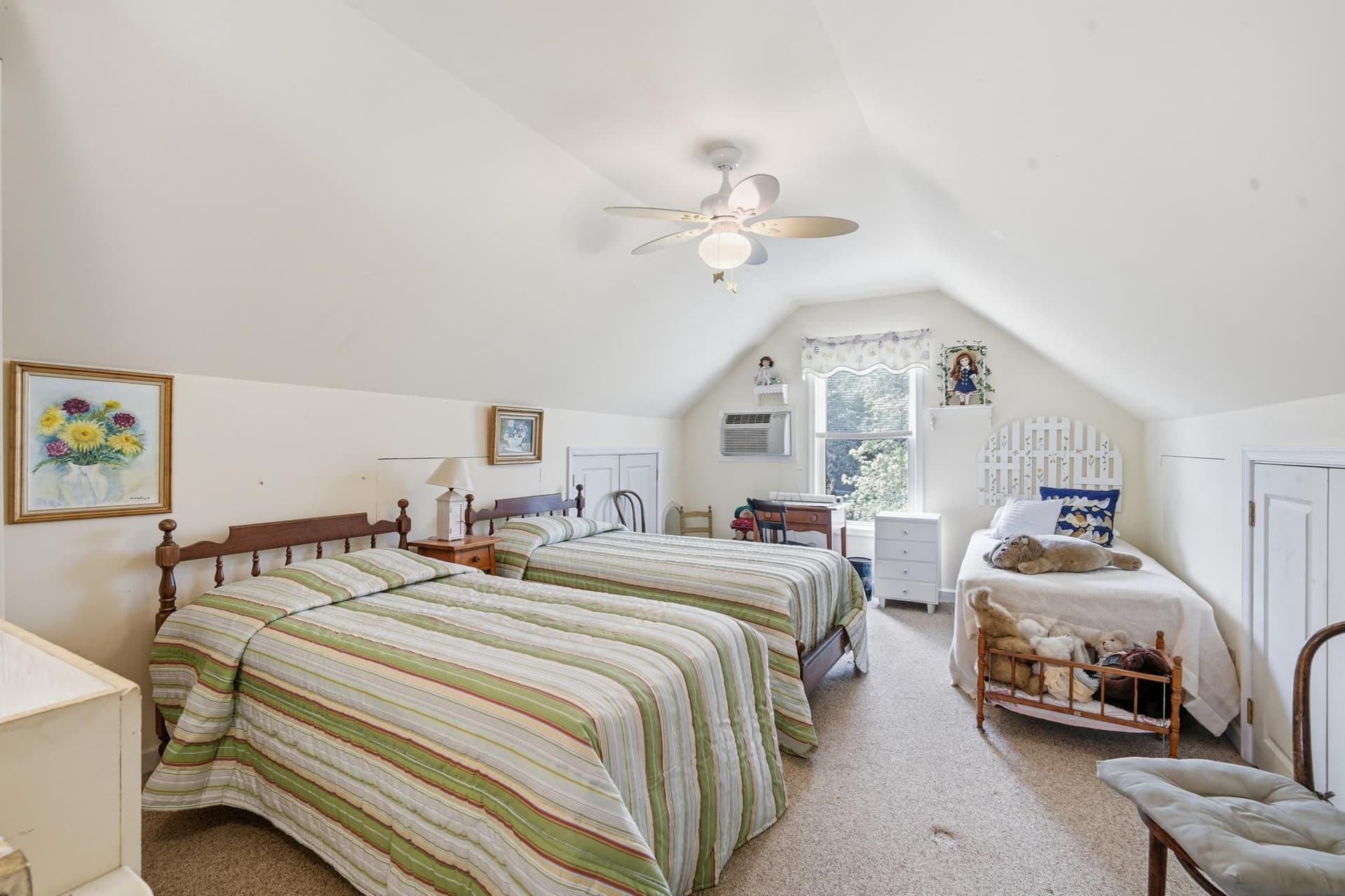 14136 Kentmore Park Road photo 34