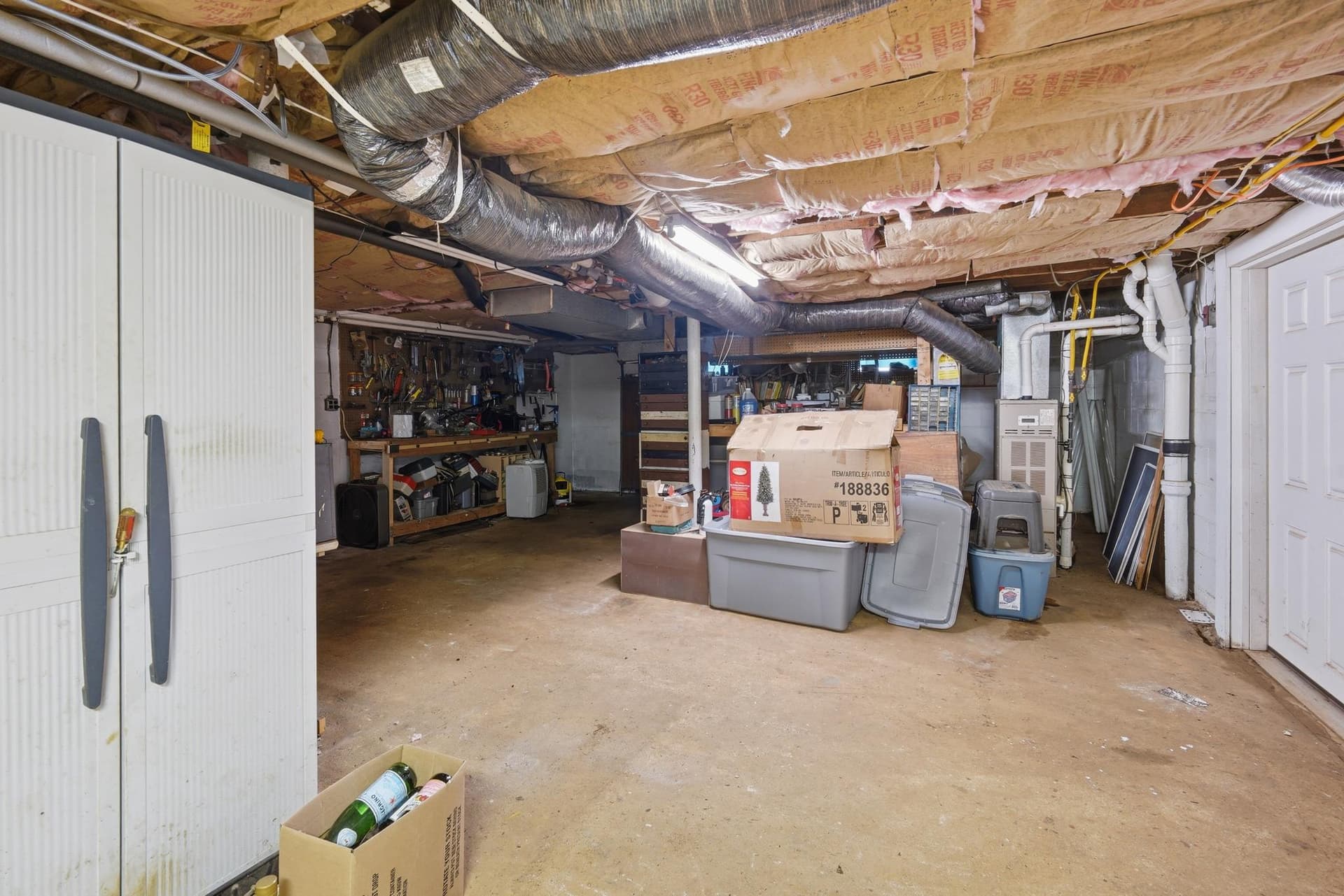 14136 Kentmore Park Road photo 37